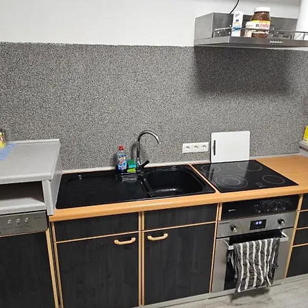 Renoviertes Ruhiges Gartenapartment