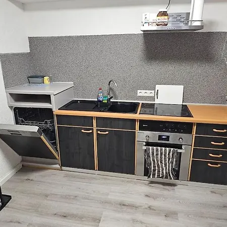 Renoviertes Ruhiges Gartenapartment * Ketsch