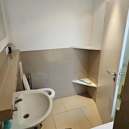 Renoviertes Ruhiges Gartenapartment Apartment